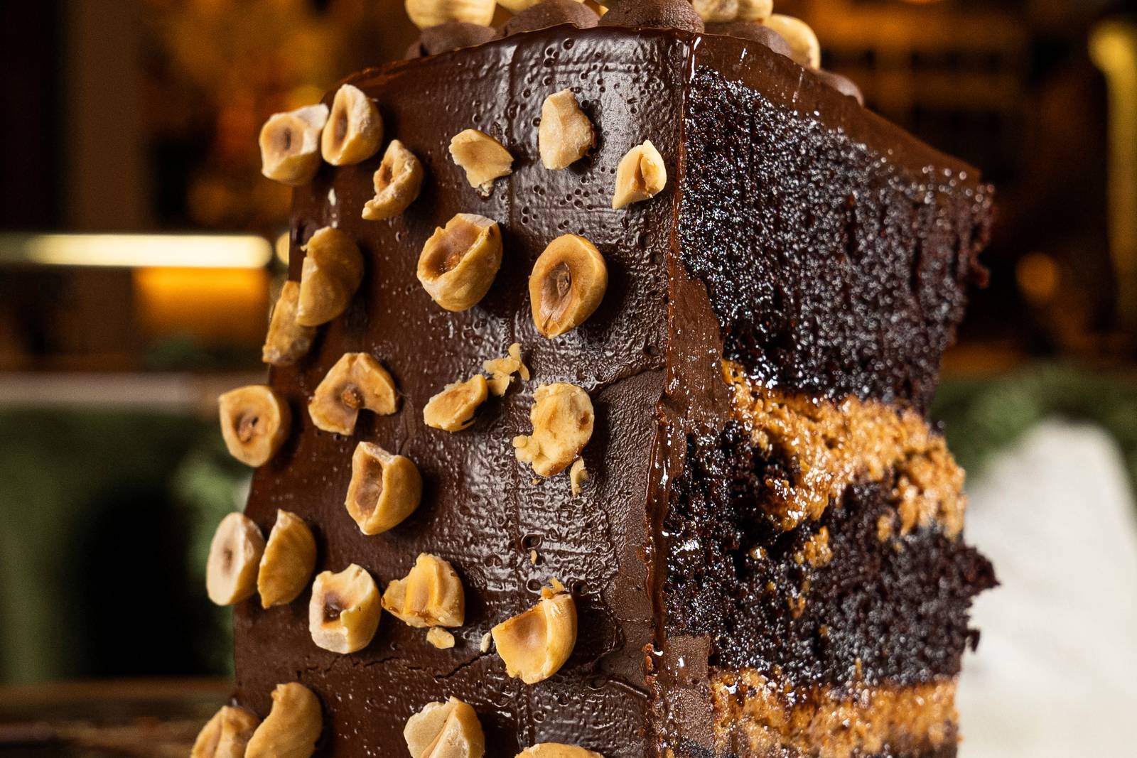 Chocolate Cake de Casa Luca con avellanas